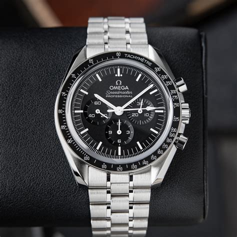 Speedmaster moonwatch price